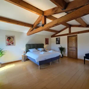 03-gite-oppede-chambre-lit-double