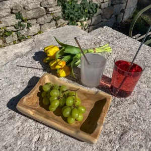16-gite-oppede-petit-dejeuner