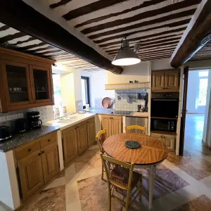 20-gite-oppede-cuisine-equipee